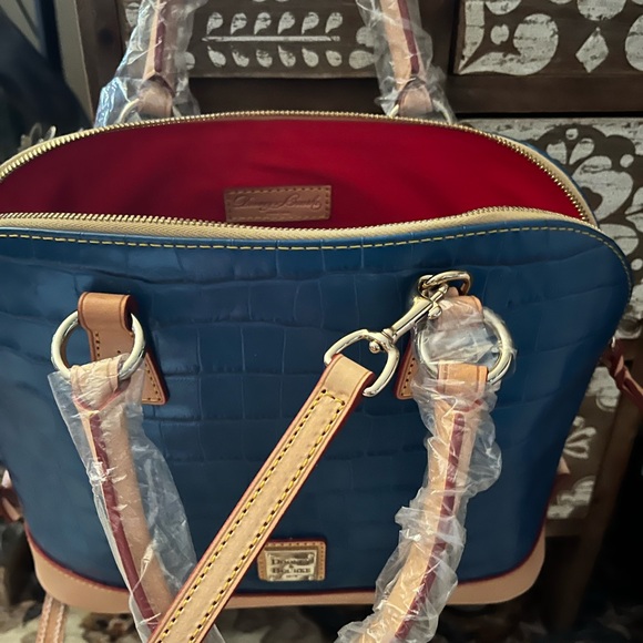 Dooney & Burke Marine Blue Zip satchel W matching card & keychain -NWT - Picture 7 of 11